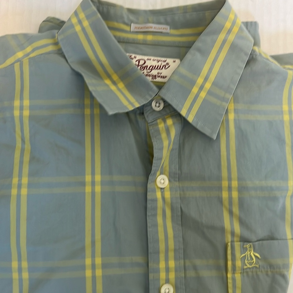 Penguin Heritage Slim fit short sleeve size medium shirt